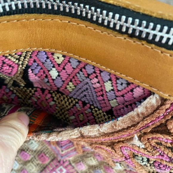 Genuine leather convertible bag from Guatemala main image 12